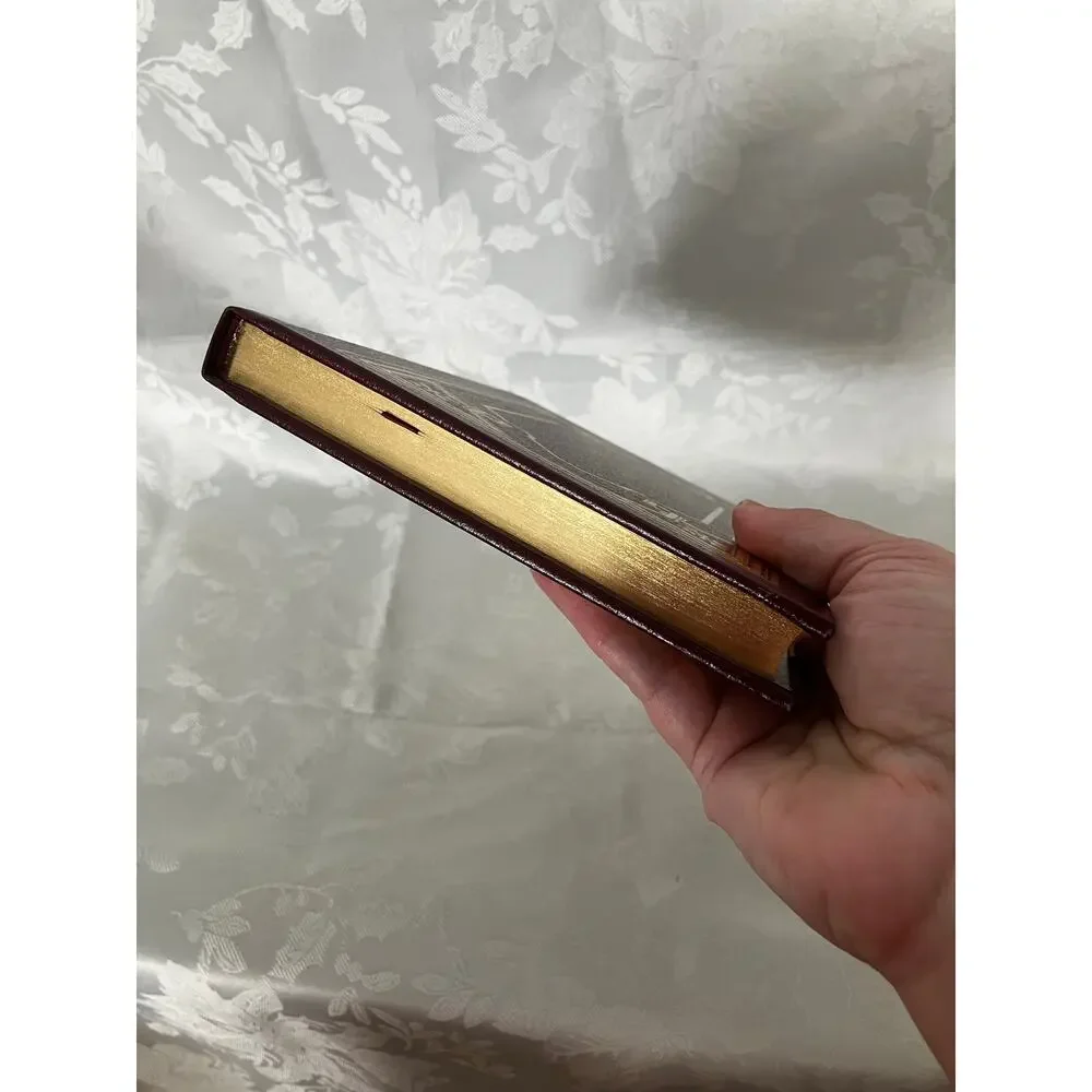 1985 Robert Schuller Be Happy Attitudes Bonded Leather Gold Gilt Christian Book